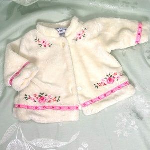 Infant 3 mo white fleece w/ floral embroidery 4 buttons holiday coat girls